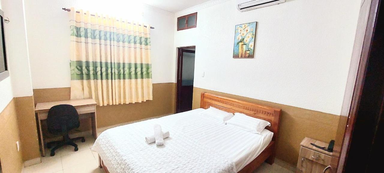 Hotel Khach San Huong Quynh Ho-Chi-Minh-Stadt Exterior foto